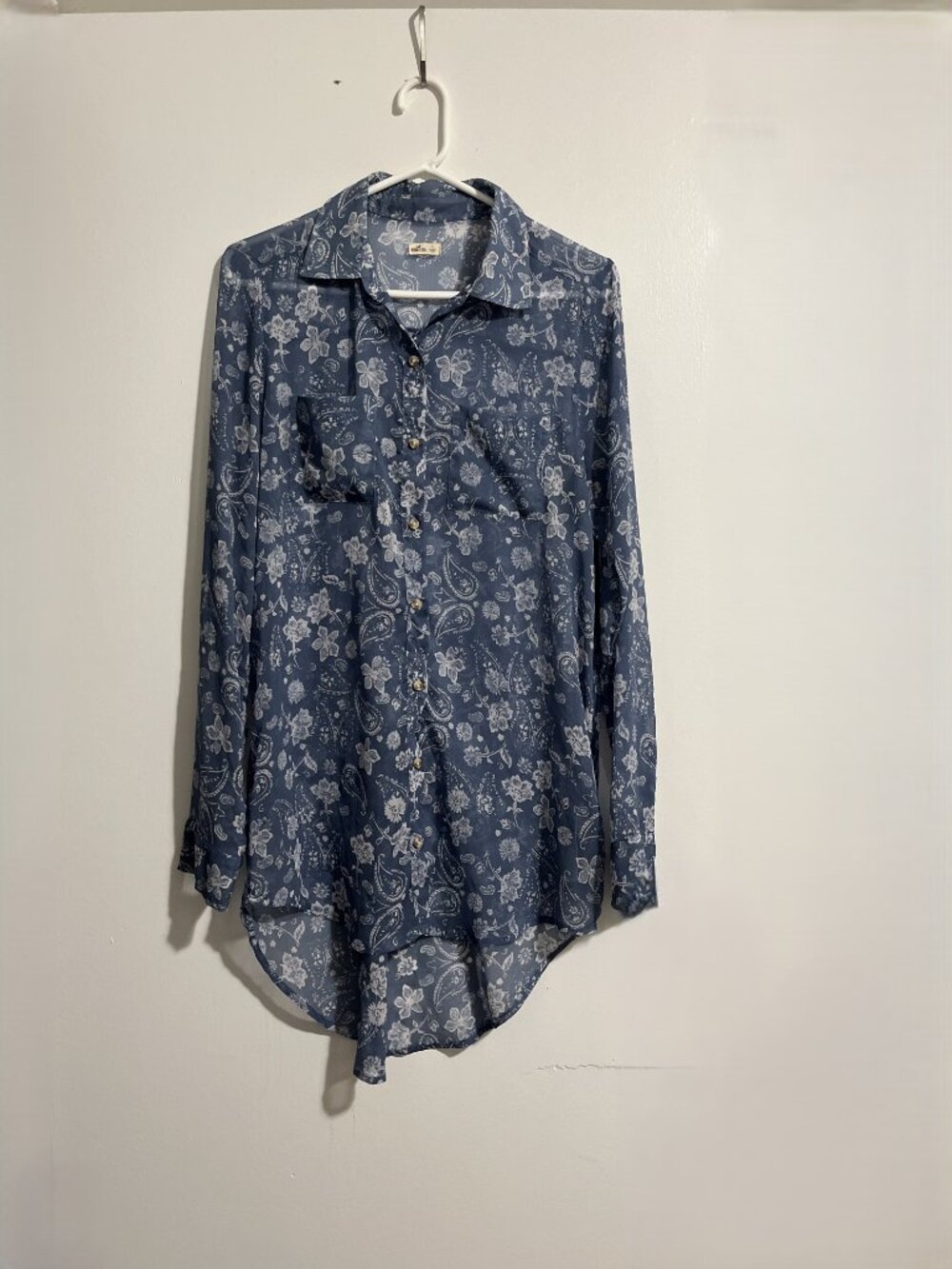 Hollister Blue Sheer Paisley Floral Button Up Long Sleeve Shirt Size Small